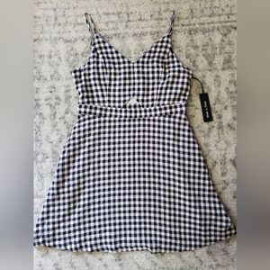 Doe & Rae Gingham Dress from Buckle Size L Navy